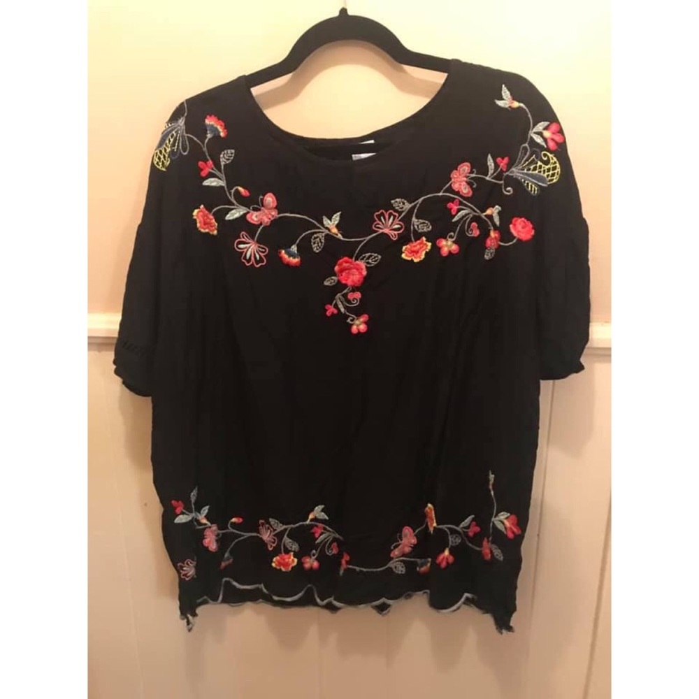 Large Time and Tru Shirt